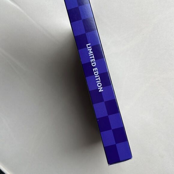 Disney Limited Edition Jumbo Main Street Electrical Parade Small World Pin - Picture 4 of 7